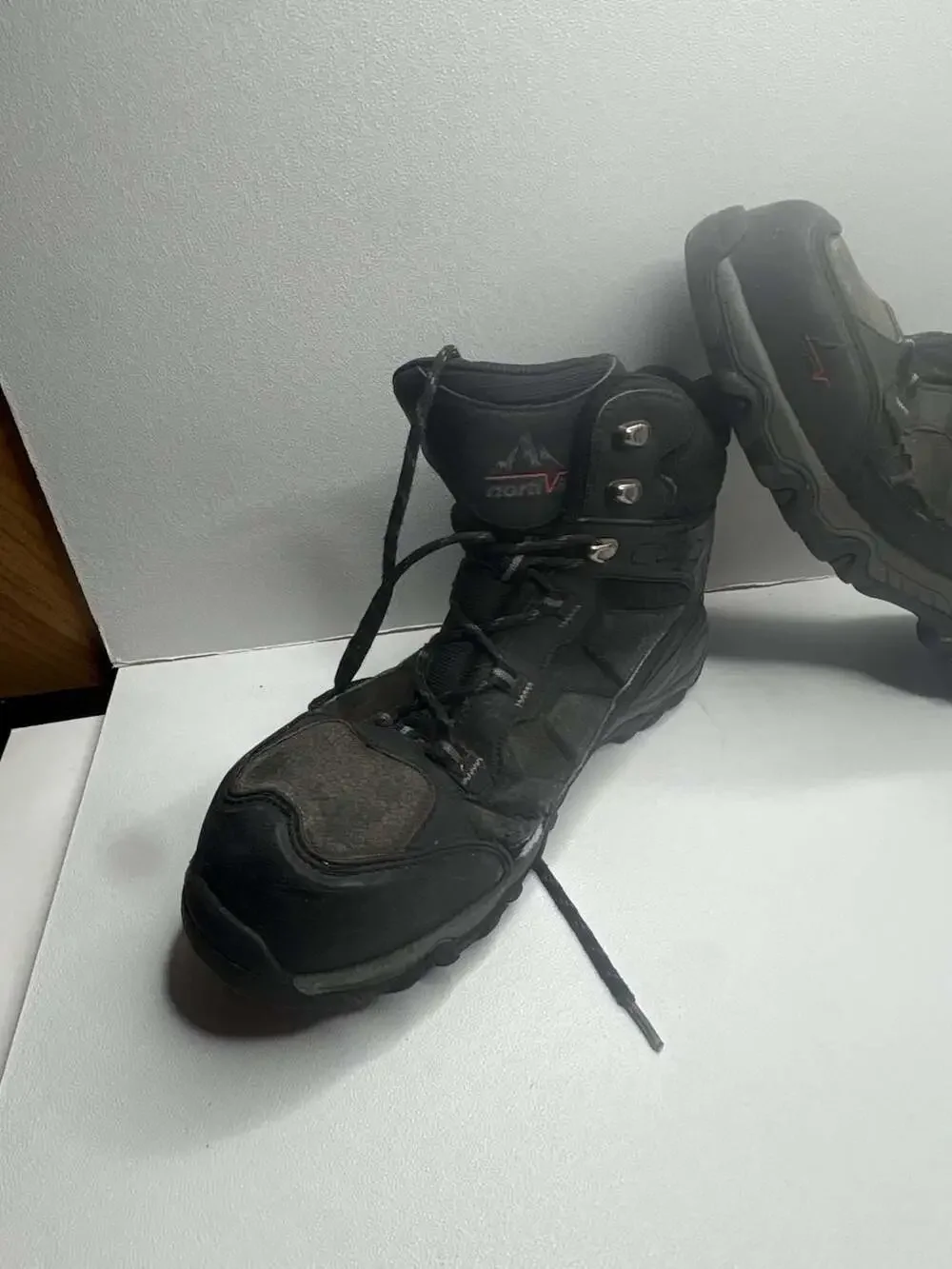 NORTIV8 Men's Mid-Ankle Waterproof Hiking Boots